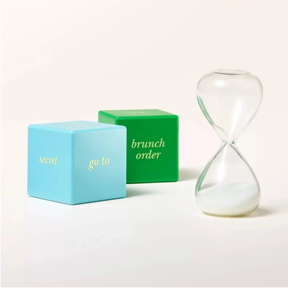Kate Spade New York Conversation Dice and Hourglass Timer